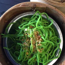 หมี่หยกกระเทียม