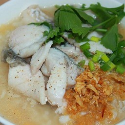 ข้าวต้มปลากระพง