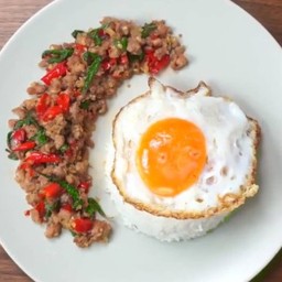 กะเพรารสมือแม่