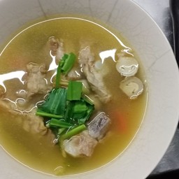 ต้มยำซี่โครงหมูอ่อน