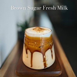 นมสดบราวน์ชูการ์ BROWN SUGAR FRESH MILK