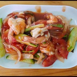 ผัดเปรี้ยวหวาน
