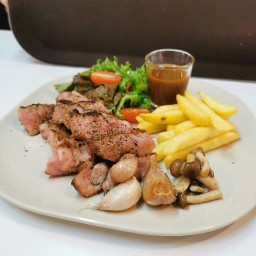 Top Shelf - ท็อปเชลฟ์ วัชรพล ซอย9