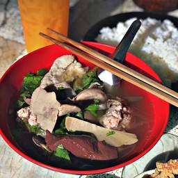 โอชินก๋วยเตี๋ยวเรือวังน้อย