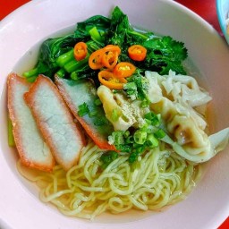 เฮียลิ้มบะหมี่เกี๊ยว เพชรเกษม 79