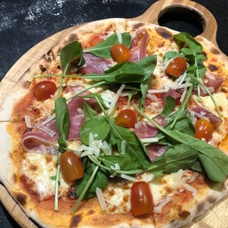 Prosciutto Crudo Pizza