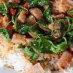 ข้าวกระเพราแหนม