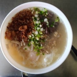 ก๋วยจั๊บญวณ ใส่ไข่