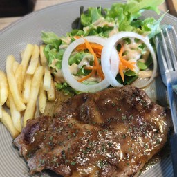 สเต็กหมูคุโรบุตะ 150 กรัม