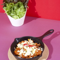 ไก่ทัคคาลบี้ DakGalbi