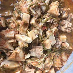แกงขนุนอ่อนซี่โครงหมู