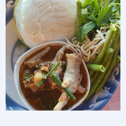 ชุดใหญ่