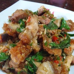 น้ำทิพย์อาหารตามสั่งครองรั้ง