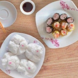 บ้านขนมจีบซาลาเปาและอาหารตามสั่ง คลองหลวง