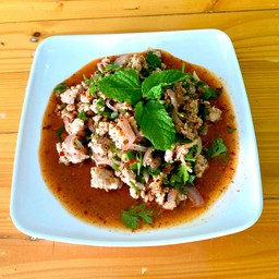 ลาบเนื้อ