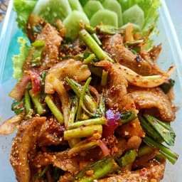 ร้าน หมูหมู คอหมูย่าง ลพบุรี