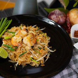 ผัดไทกุ้งสด