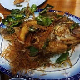 ข้าวมันไก่ยันฮี