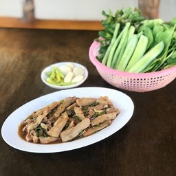 น้ำตกหมู