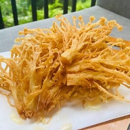 Roomfire ห้องระเบิดความอร่อย วัดเกาะ