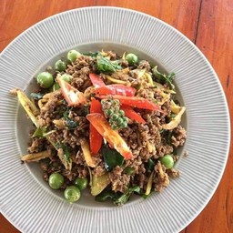 ผัดเผ็ดกบสับ (กับข้าว)