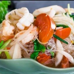 ส้มตำยำแซ่บซี๊ด