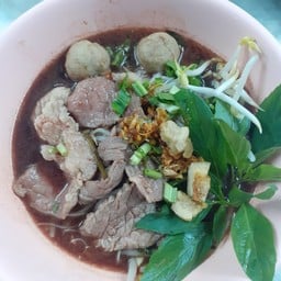 แชมป์หน้าตลาดสระทอง