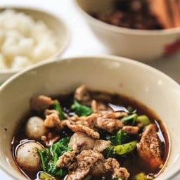 ก๋วยเตี๋ยวเรือข้างม. (อิสรภาพ24)