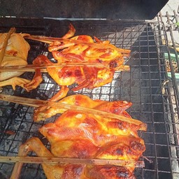 ไก่ย่างเต็มตัว