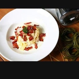 สปาเก็ตตี้คาโบนาร่า