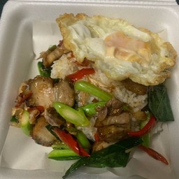 ข้าวผัดคะน้า