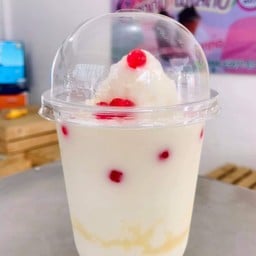 โยเกิร์ตนมสด