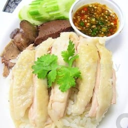 ข้าวมันไก่ต้ม