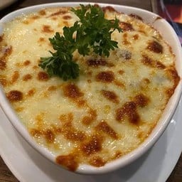 ผักโขมอบชีส