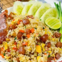 ข้าว ผัดกุนเชียงหมู