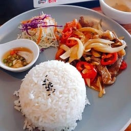 ข้าว+ผัดเนื้อแดง