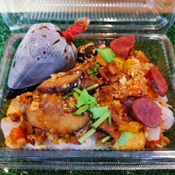 ก๋วยเตี๋ยวหลอดทรงเครื่อง