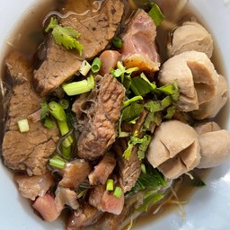 คุณยายมุด
