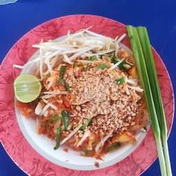ณัฐจังผัดไทยคั่วไก่และอาหารตามสั่ง