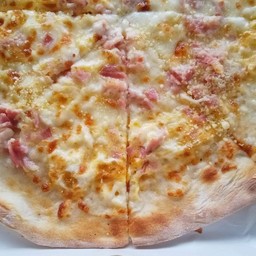 พิซซ่าคาโบนาร่า