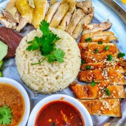 ข้าวมันไก่ ปีระกา หมู่บ้านกรุงศรีซิตี้ซอย 10