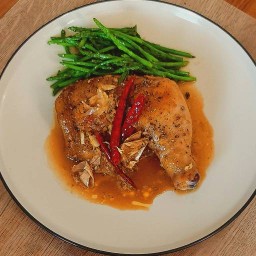 Silhouette Bar And Music Club