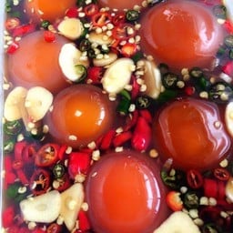 ปูไข่ดอง by ยำยอดชาย winwalk 40