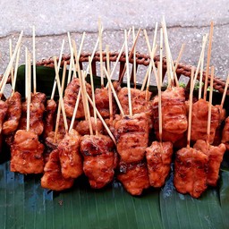หมูปิ้งโบราณป้าขอด (รวย รวย รวยไม่ไหวแล้ว) .