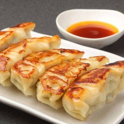 บาร์ไม้ บ่อนไก่