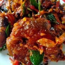 ผัดเผ็ดปลาช่อนทอดกรอบ