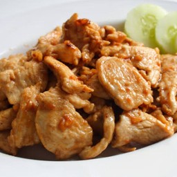 ไก่ทอดกระเทียม