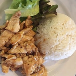 ข้าวราดทอดกระเทียม