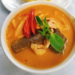 แกงเผ็ดหน่อไม้