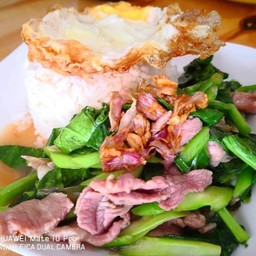 หมูผัดคะน้าน้ำมันหอย